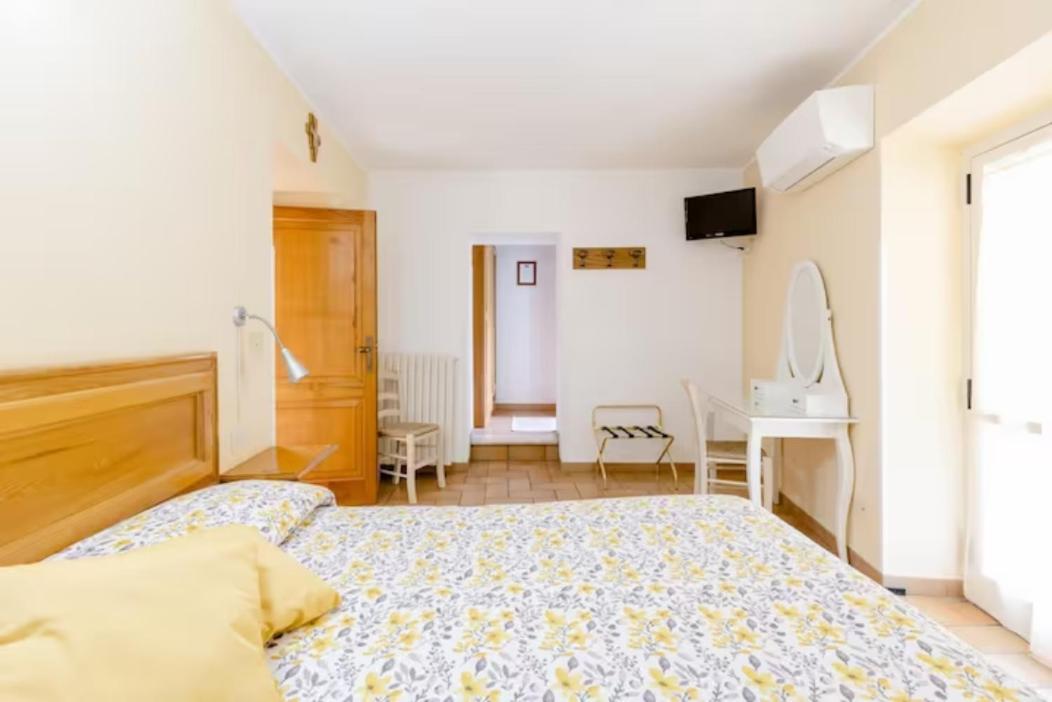 Agriturismo Il Castello Assisi Exterior photo
