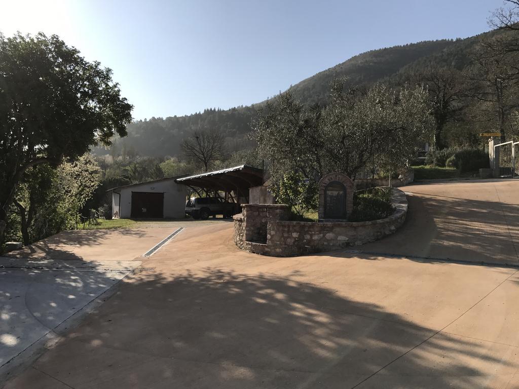 Agriturismo Il Castello Assisi Exterior photo